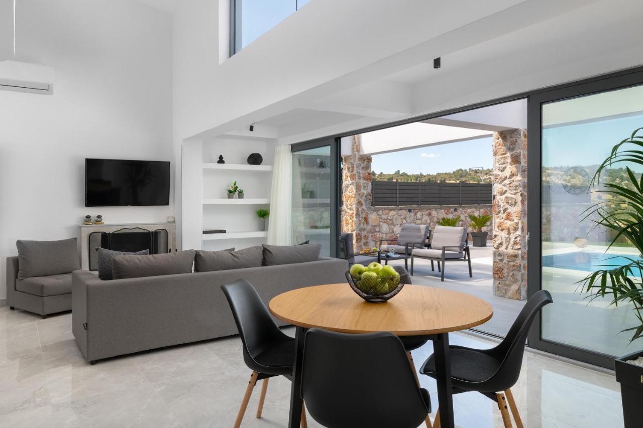 Aiora Luxury Villas Afantou Eksteriør bilde
