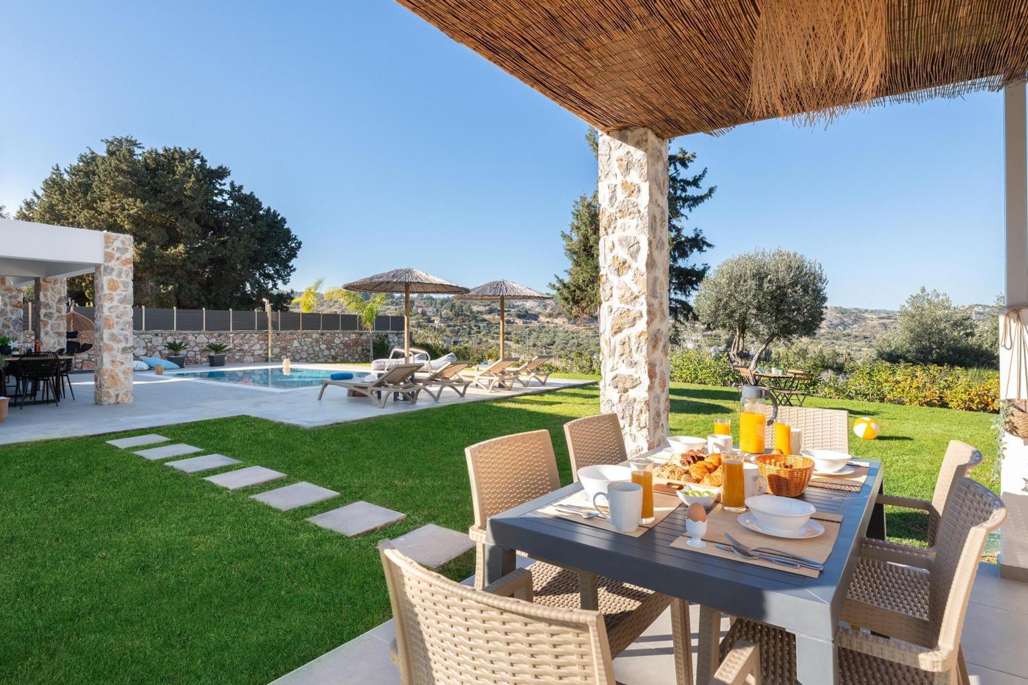 Aiora Luxury Villas Afantou Eksteriør bilde