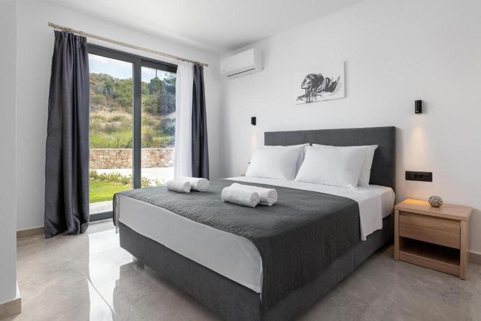 Aiora Luxury Villas Afantou Eksteriør bilde