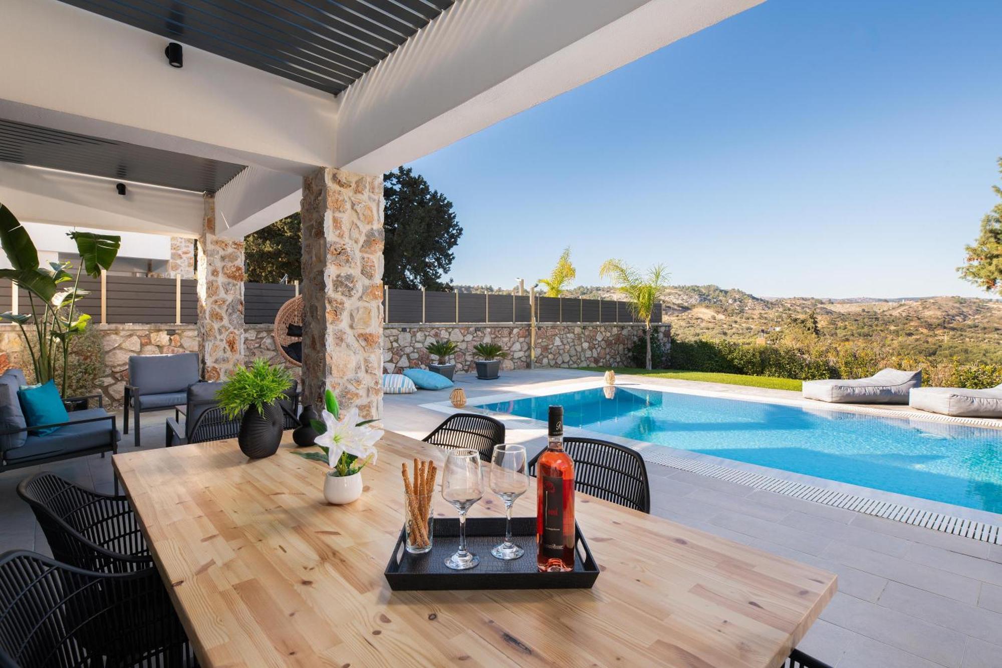 Aiora Luxury Villas Afantou Eksteriør bilde