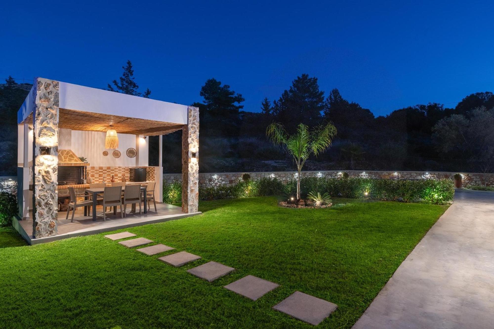 Aiora Luxury Villas Afantou Eksteriør bilde